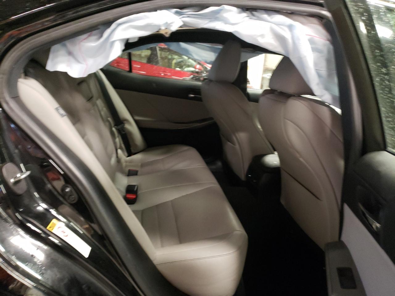 Photo 6 from auction – 2016 LEXUS IS 350 with VIN JTHBE1D24G5026754