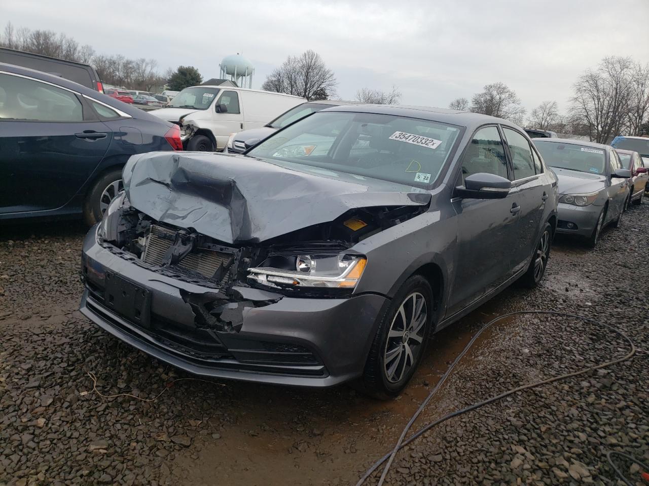 Photo 2 from auction – 2017 VOLKSWAGEN JETTA SE with VIN 3VWDB7AJ6HM352260