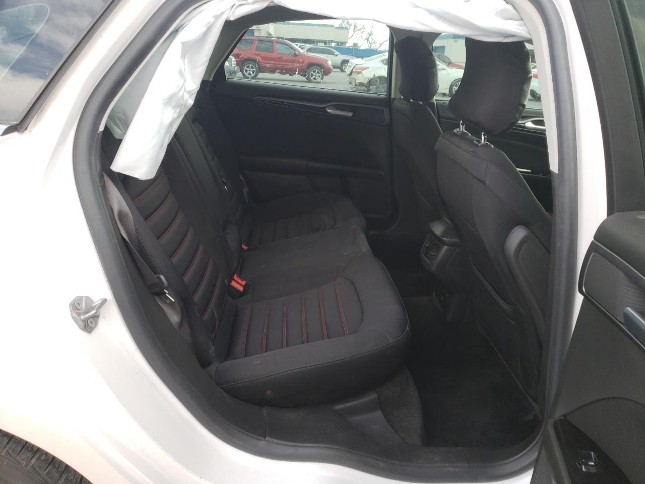 Photo 6 from auction – 2015 FORD FUSION SE with VIN 3FA6P0LU9FR224578