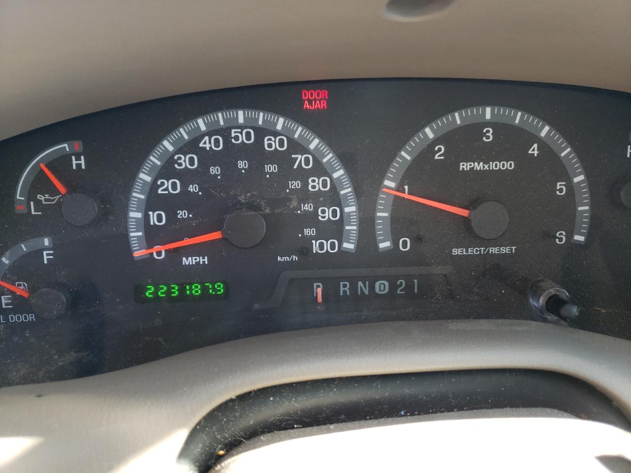 Photo 8 from auction – 2003 FORD F150 SUPER with VIN 1FTRW08L13KA88103