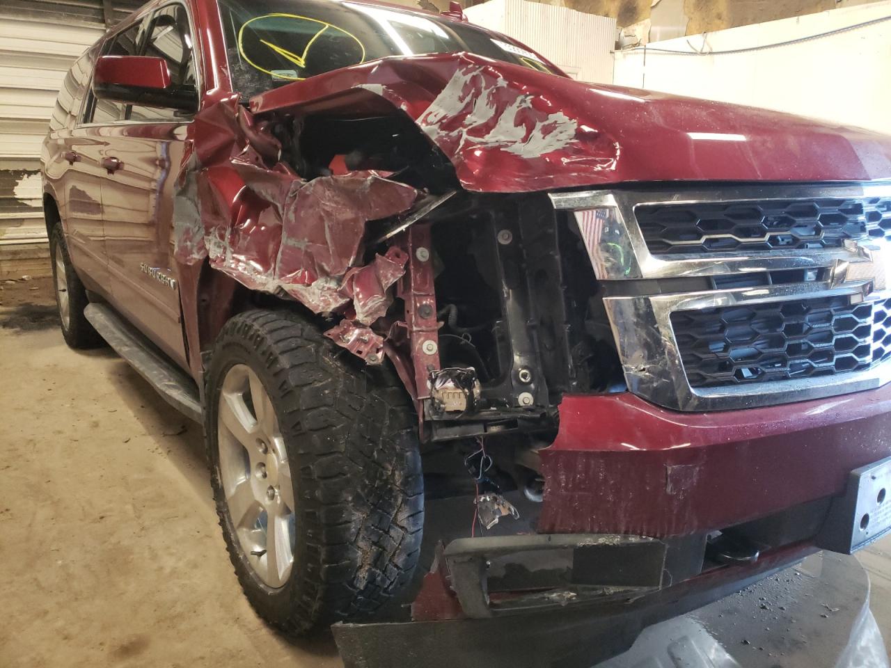Photo 9 from auction – 2017 CHEVROLET SUBURBAN K with VIN 1GNSKGKC8HR384093