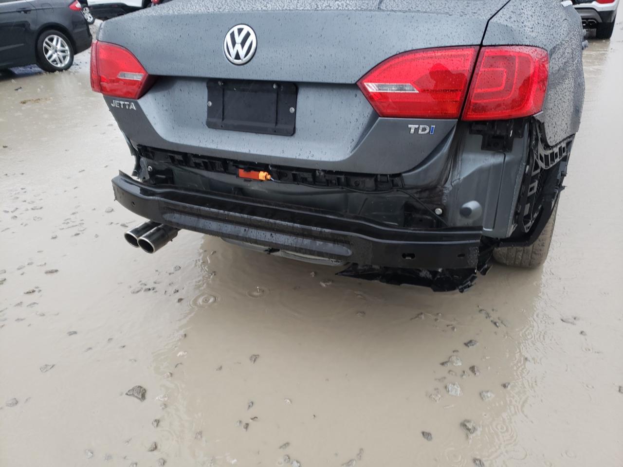 Photo 9 from auction – 2011 VOLKSWAGEN JETTA TDI with VIN 3VWLL7AJ3BM042843