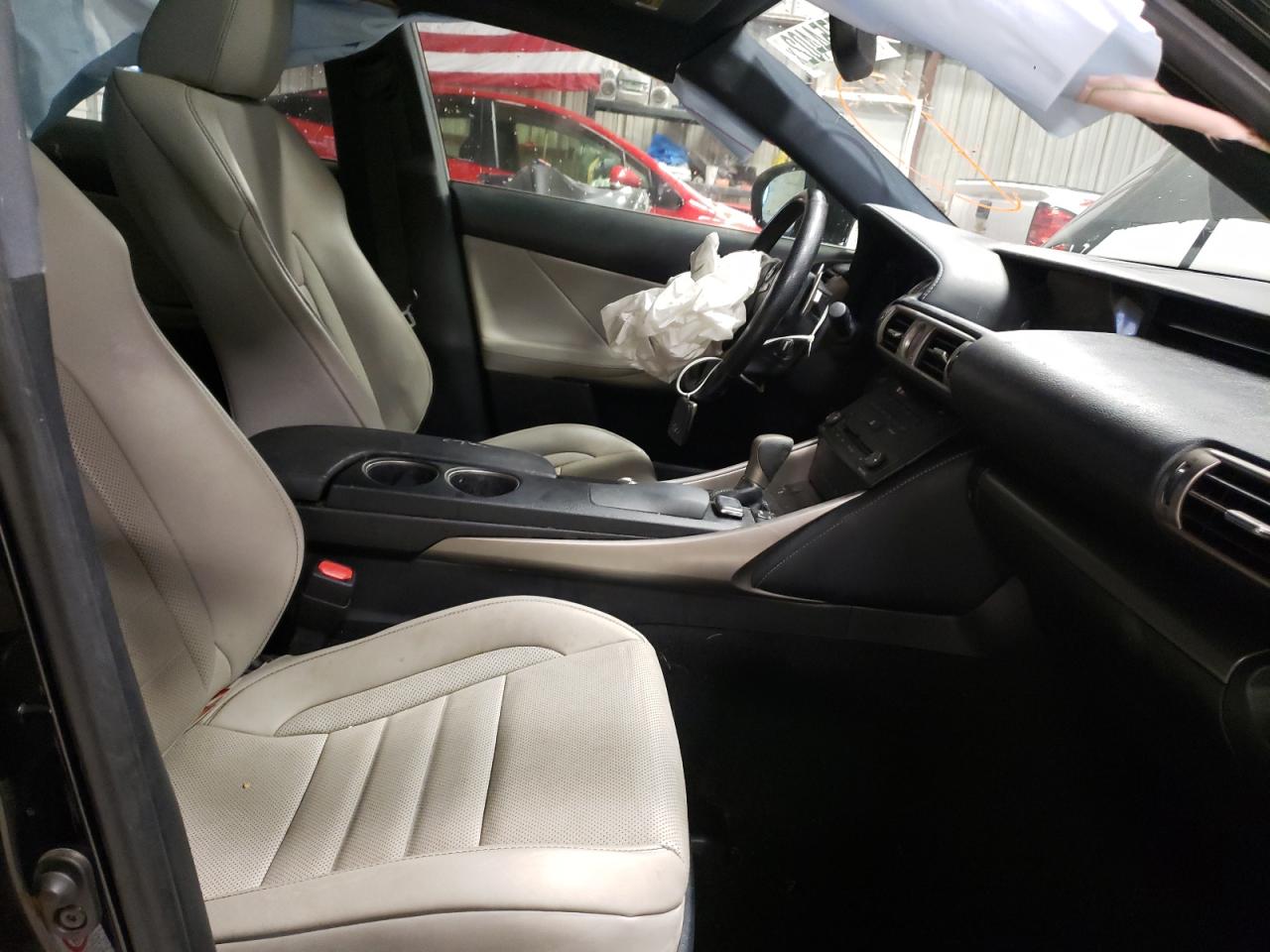 Photo 5 from auction – 2016 LEXUS IS 350 with VIN JTHBE1D24G5026754