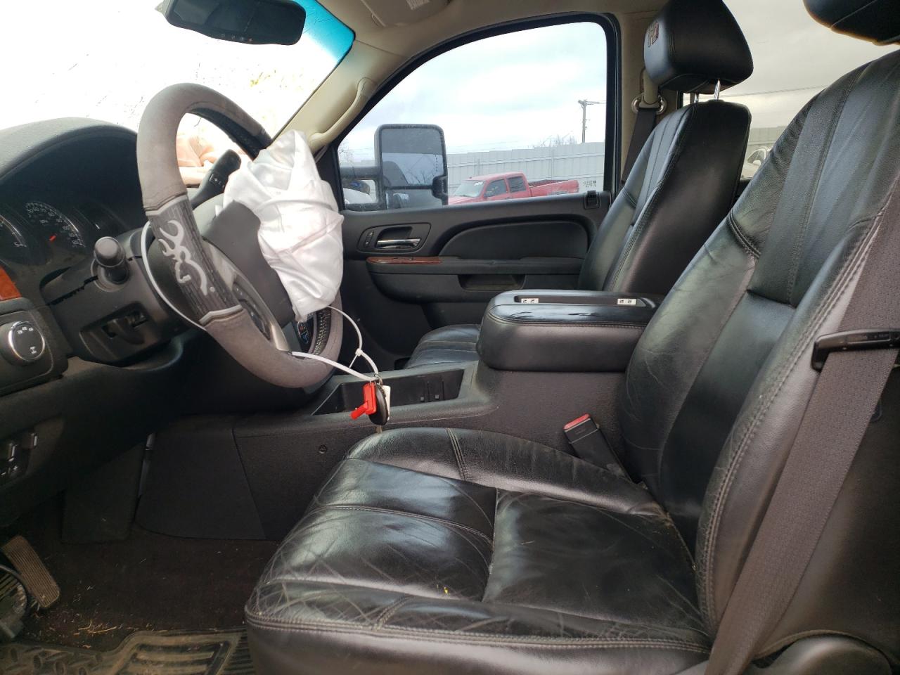 Photo 5 from auction – 2011 GMC SIERRA K25 with VIN 1GT121C82BF168096