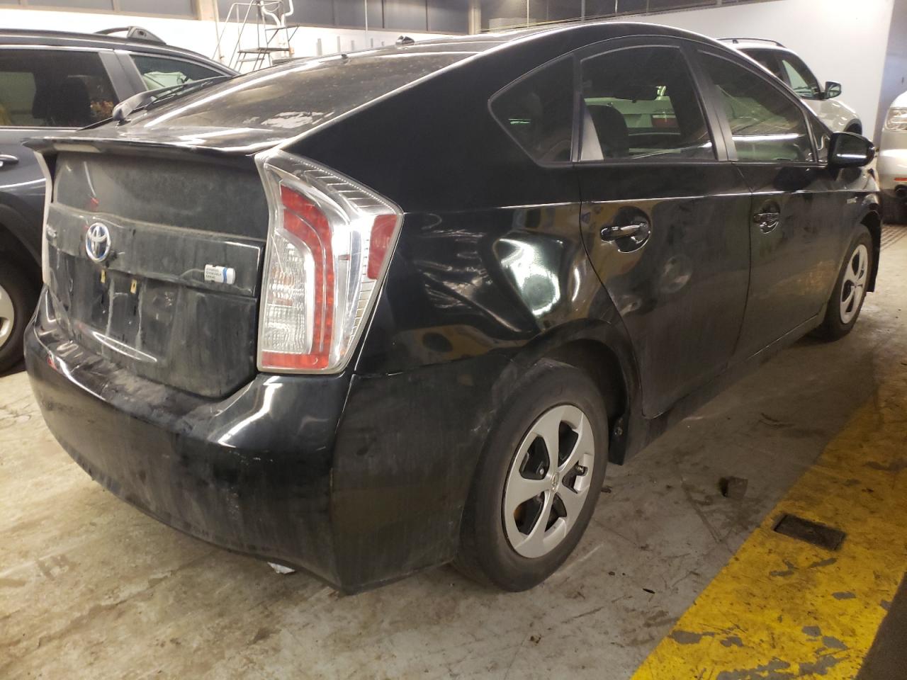 Photo 4 from auction – 2012 TOYOTA PRIUS with VIN JTDKN3DUXC1520052
