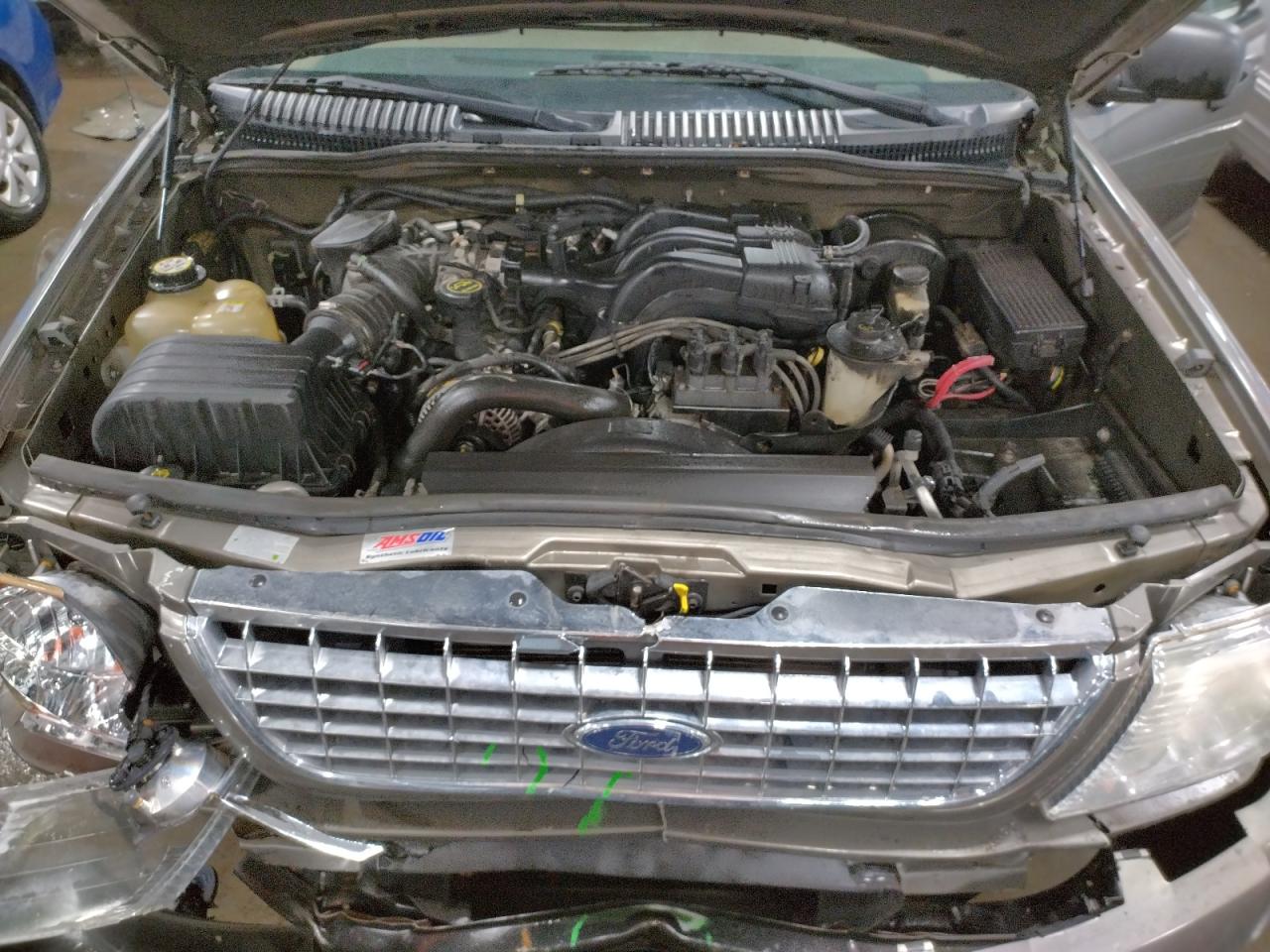 Photo 7 from auction – 2004 FORD EXPLORER X with VIN 1FMZU73EX4ZB32367
