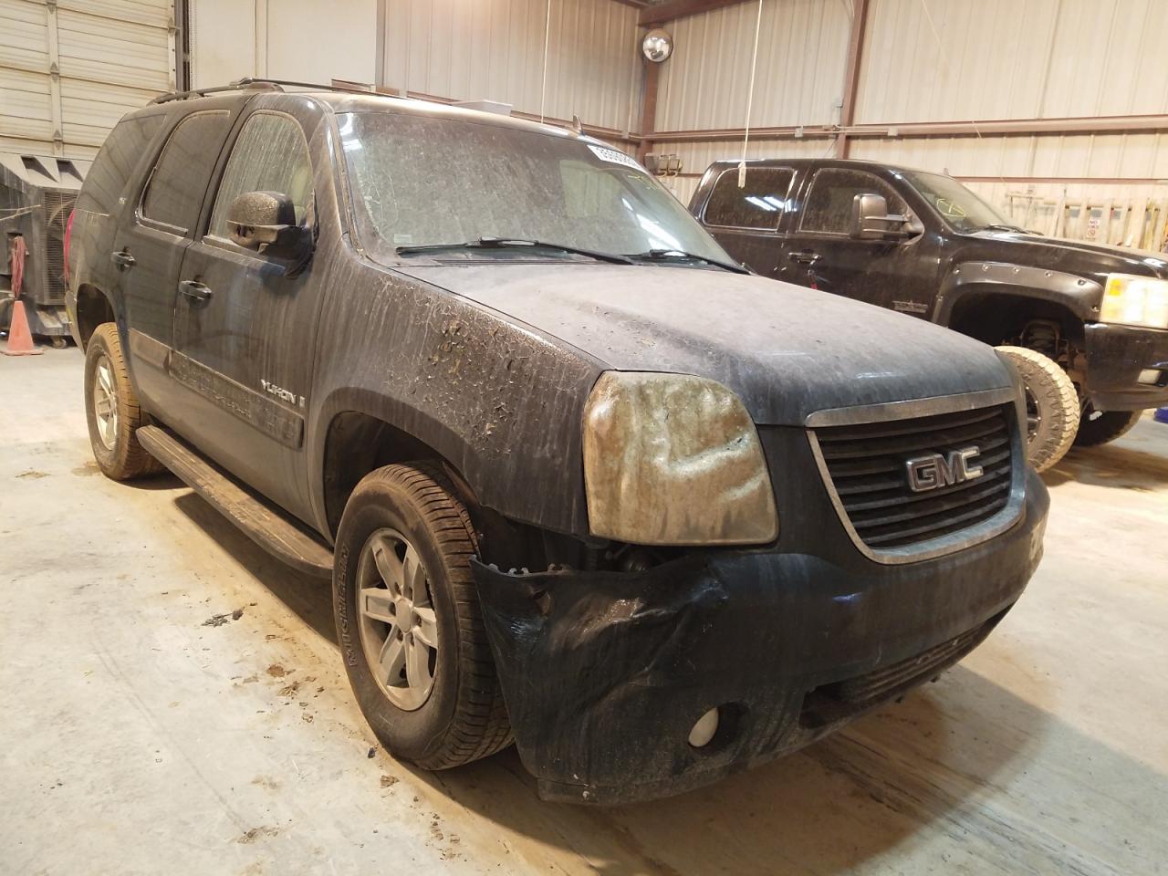 GMC YUKON 2007 with VIN 1GKFC13007R219179 - Photo from auction