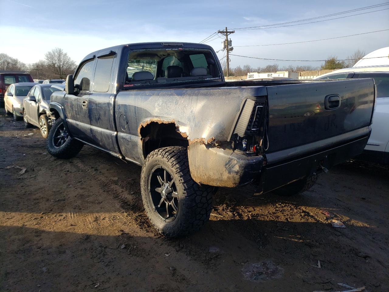 Photo 3 from auction – 2006 CHEVROLET SILVERADO with VIN 1GCEK19V86Z209463
