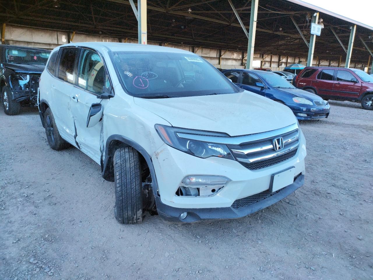 HONDA PILOT EXL 2018 with VIN 5FNYF5H5XJB031516 - Photo from auction