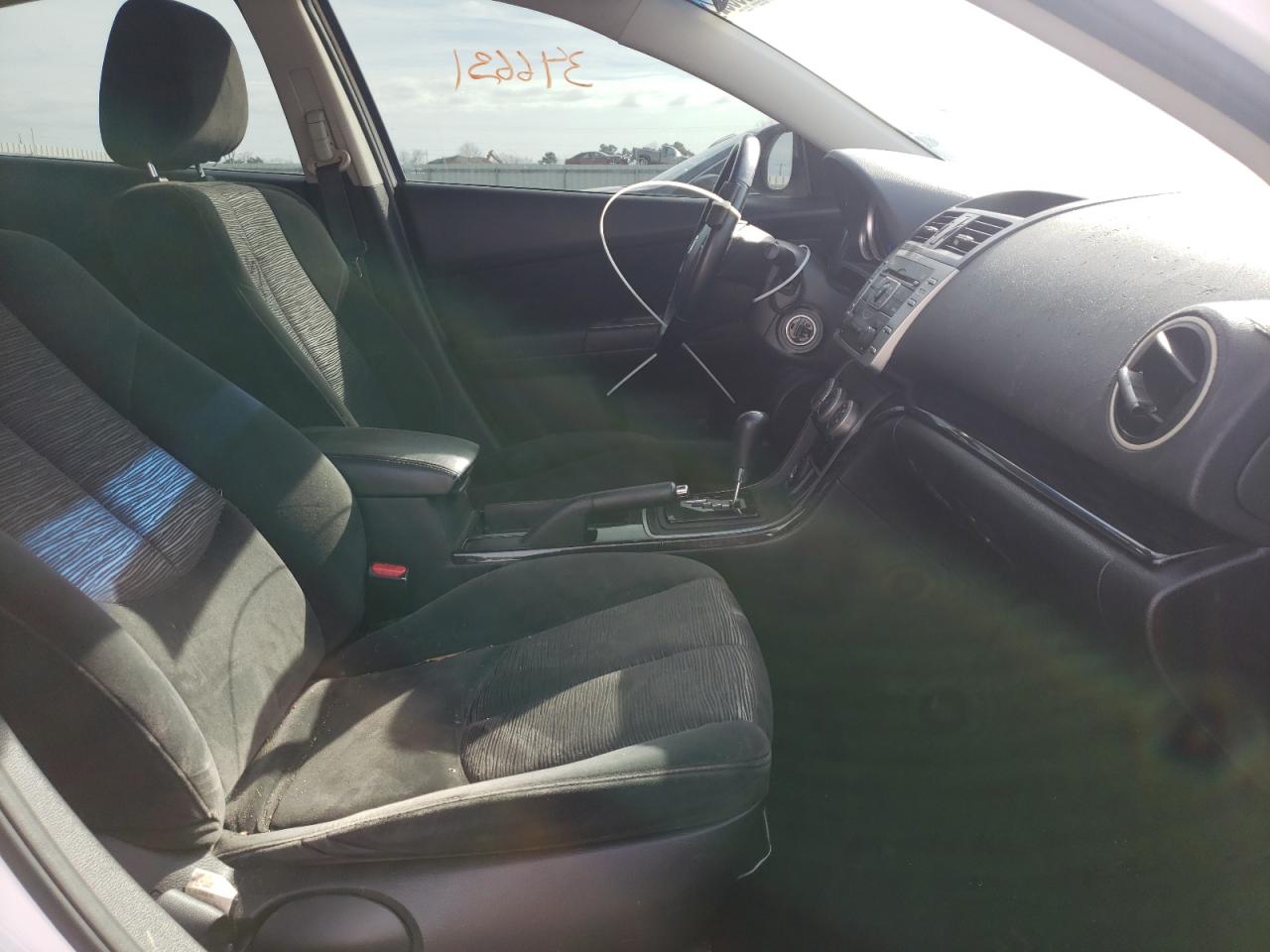 Photo 5 from auction – 2009 MAZDA 6 I with VIN 1YVHP82A195M28429