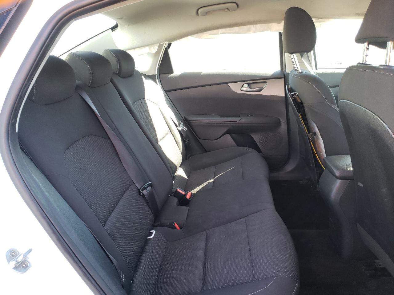 Photo 6 from auction – 2020 KIA FORTE FE with VIN 3KPF24AD0LE217122