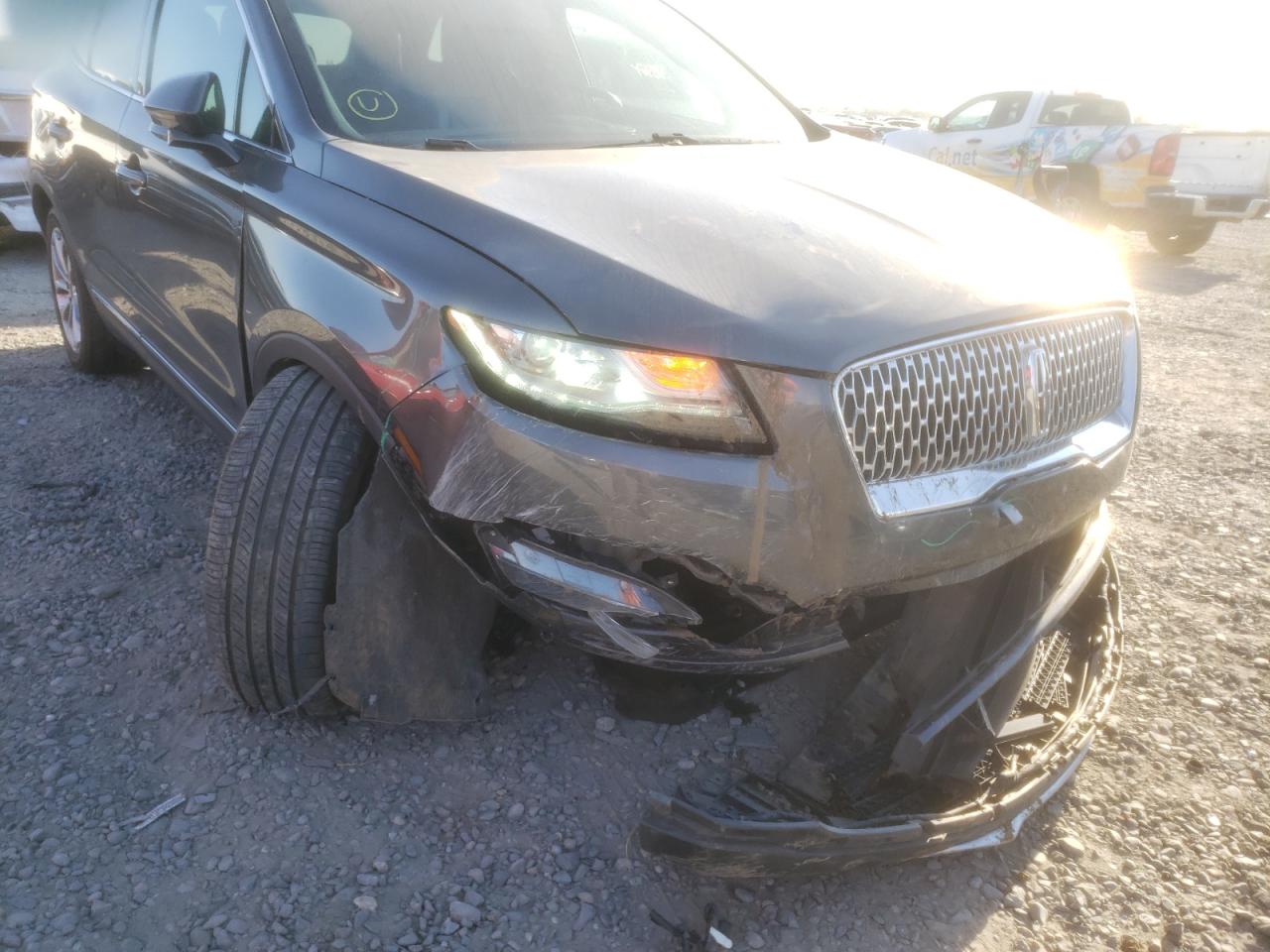 Photo 9 from auction – 2019 LINCOLN MKC SELECT with VIN 5LMCJ2C91KUL30105