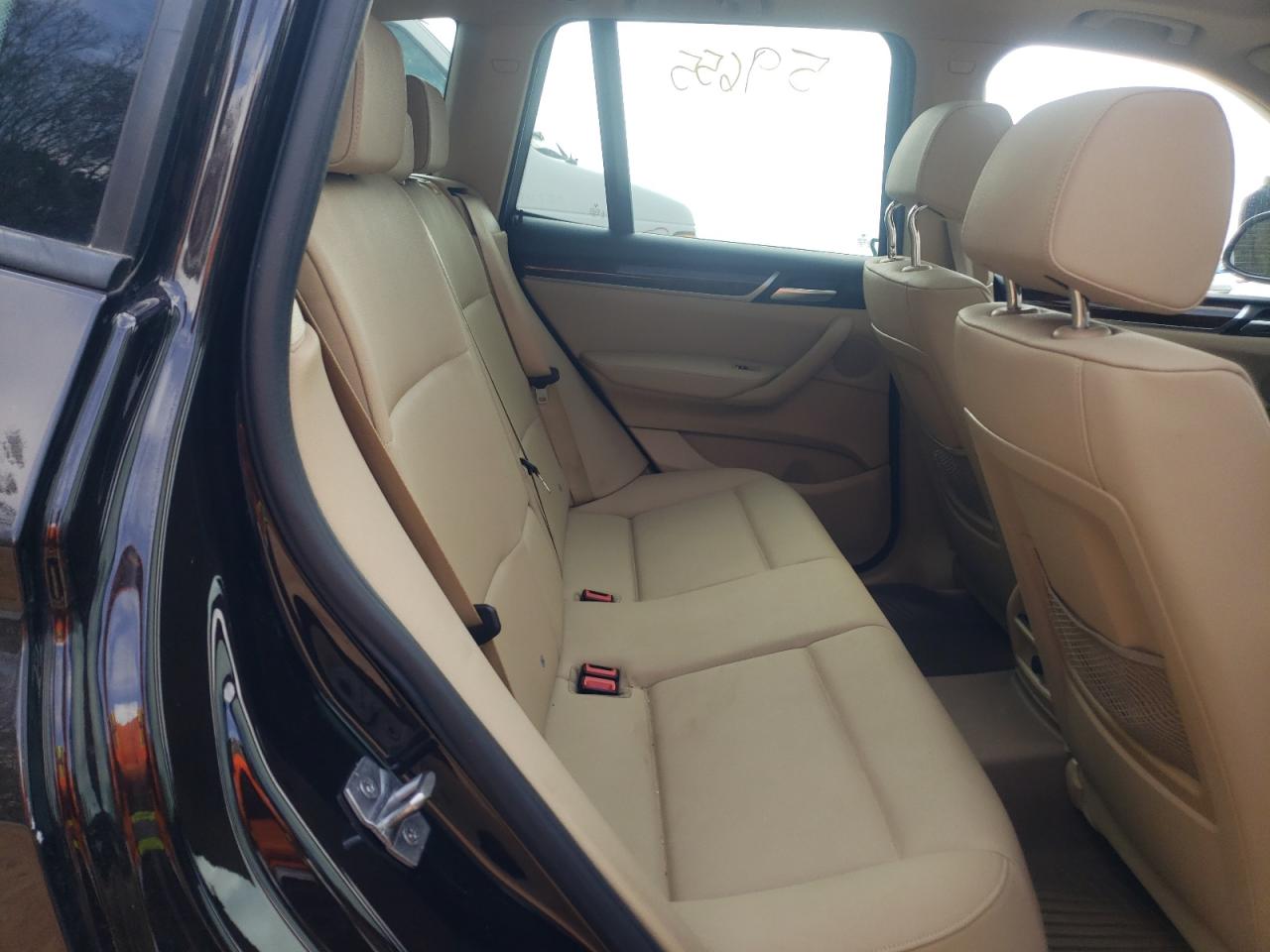 Photo 6 from auction – 2016 BMW X3 with VIN 5UXWX9C53G0D70016