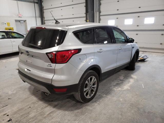 Photo 4 from auction – 2019 FORD ESCAPE SE with VIN 1FMCU9GD0KUB64290