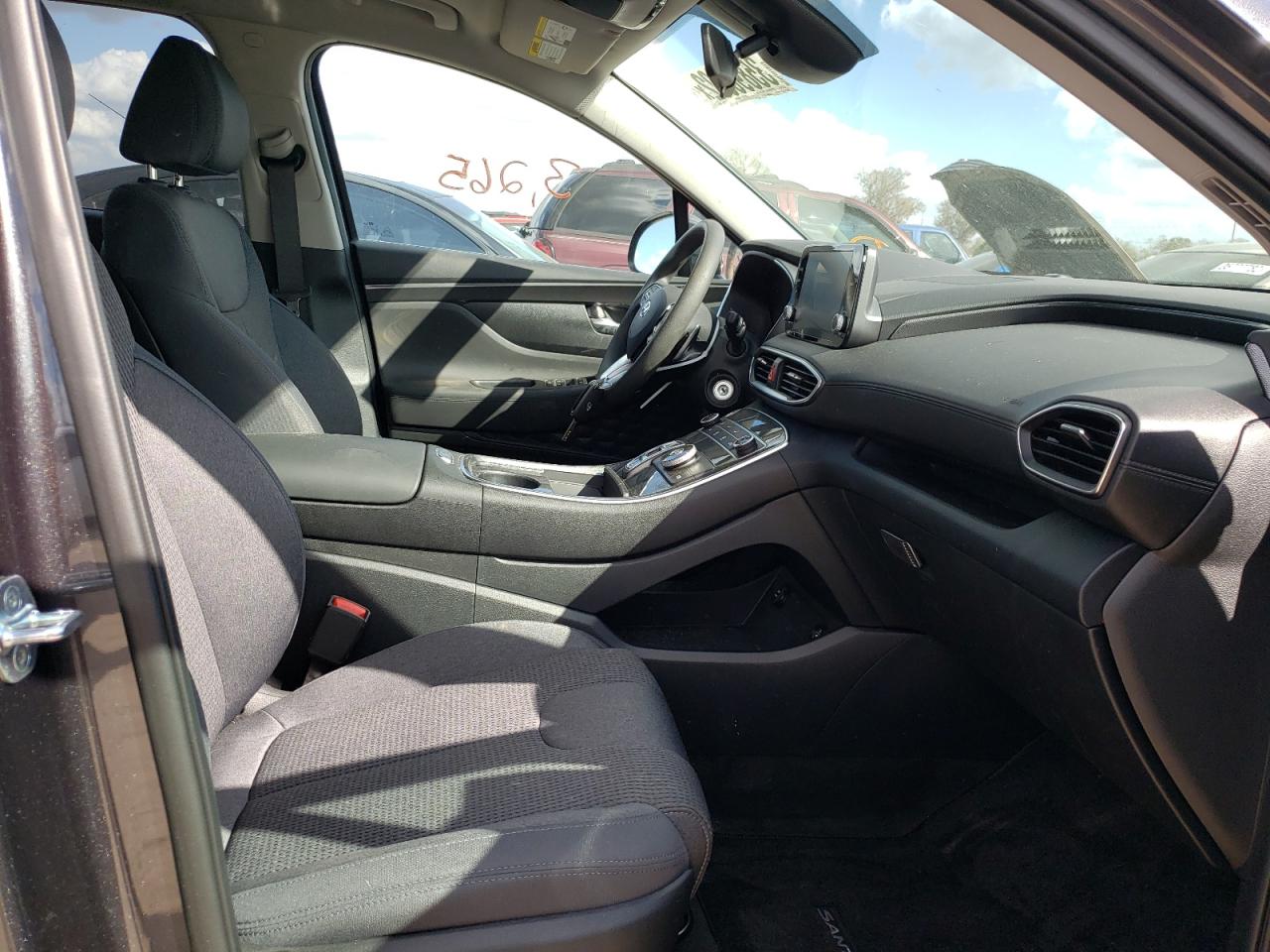Photo 5 from auction – 2022 HYUNDAI SANTA FE S with VIN 5NMS14AJ5NH404018