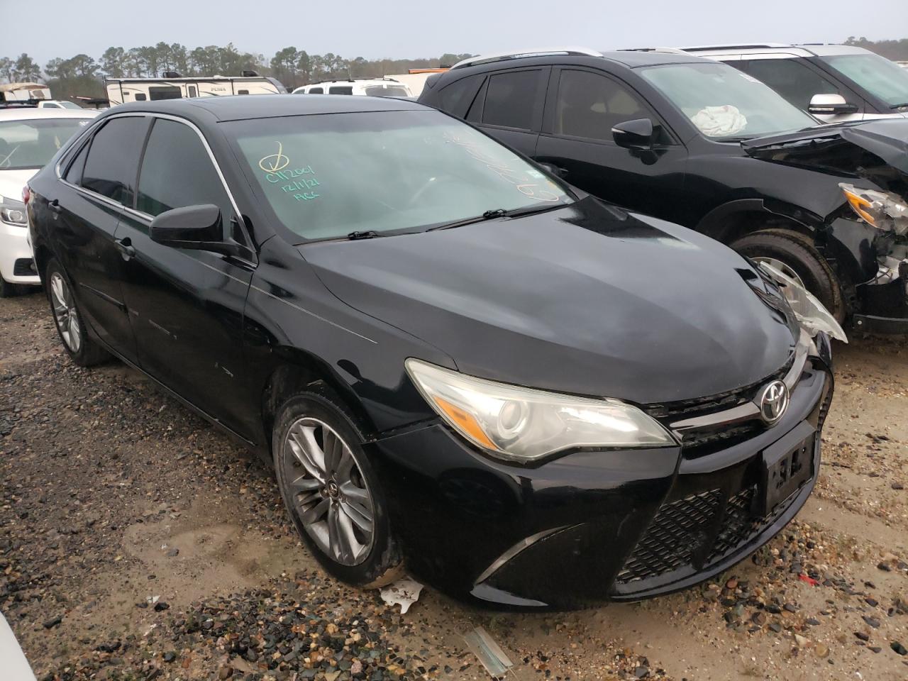 TOYOTA CAMRY LE 2015 with VIN 4T1BF1FK0FU481211 - Photo from auction