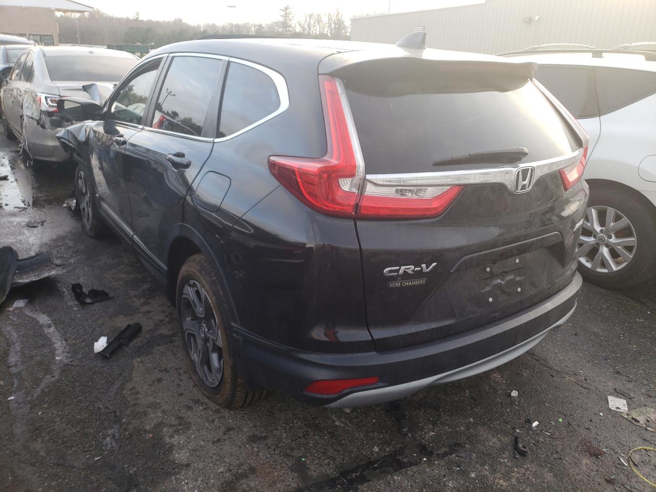 Photo 3 from auction – 2018 HONDA CR-V EX with VIN 7FARW2H53JE079298