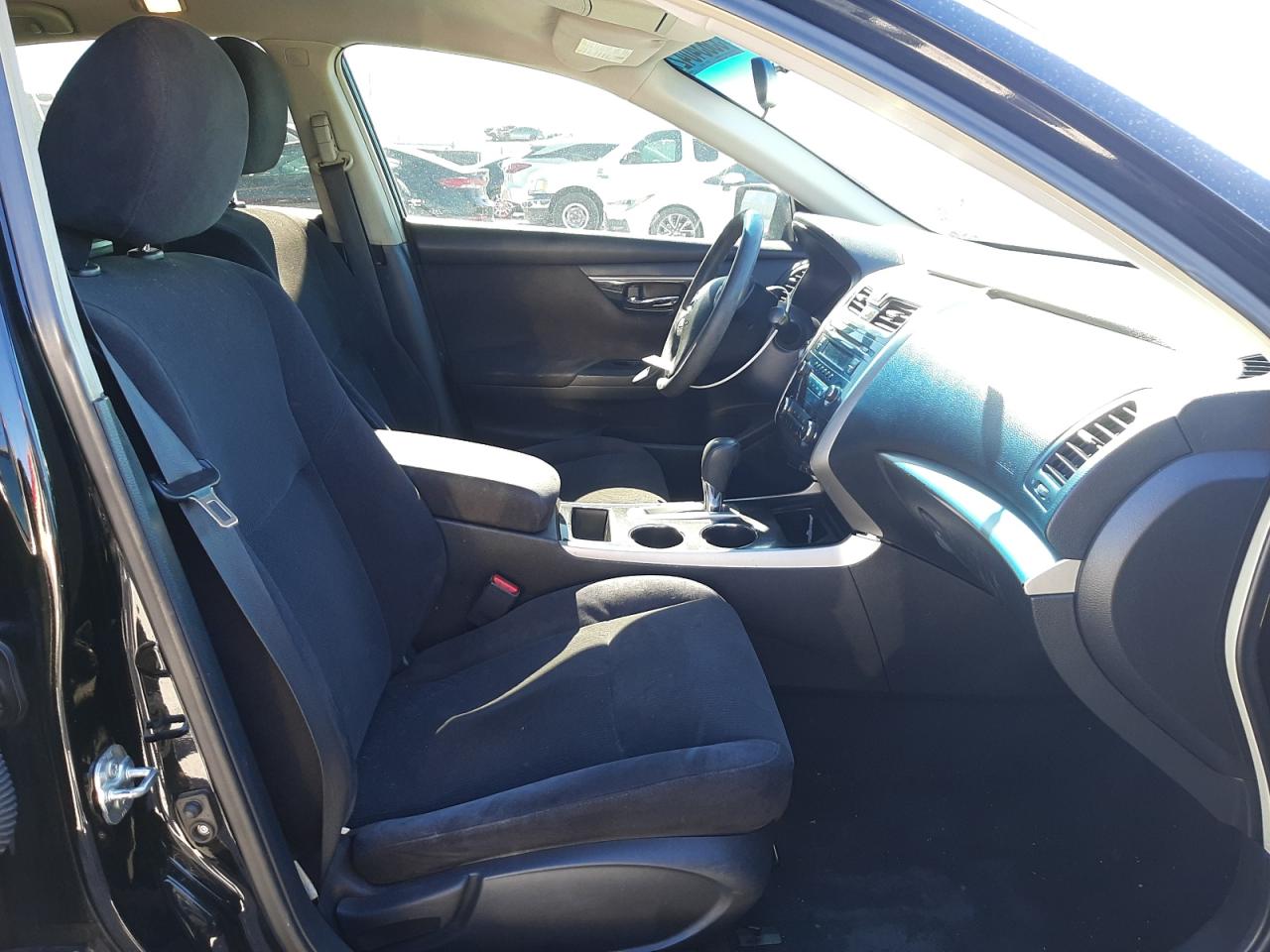 Photo 5 from auction – 2013 NISSAN ALTIMA with VIN 1N4AL3AP5DC110027