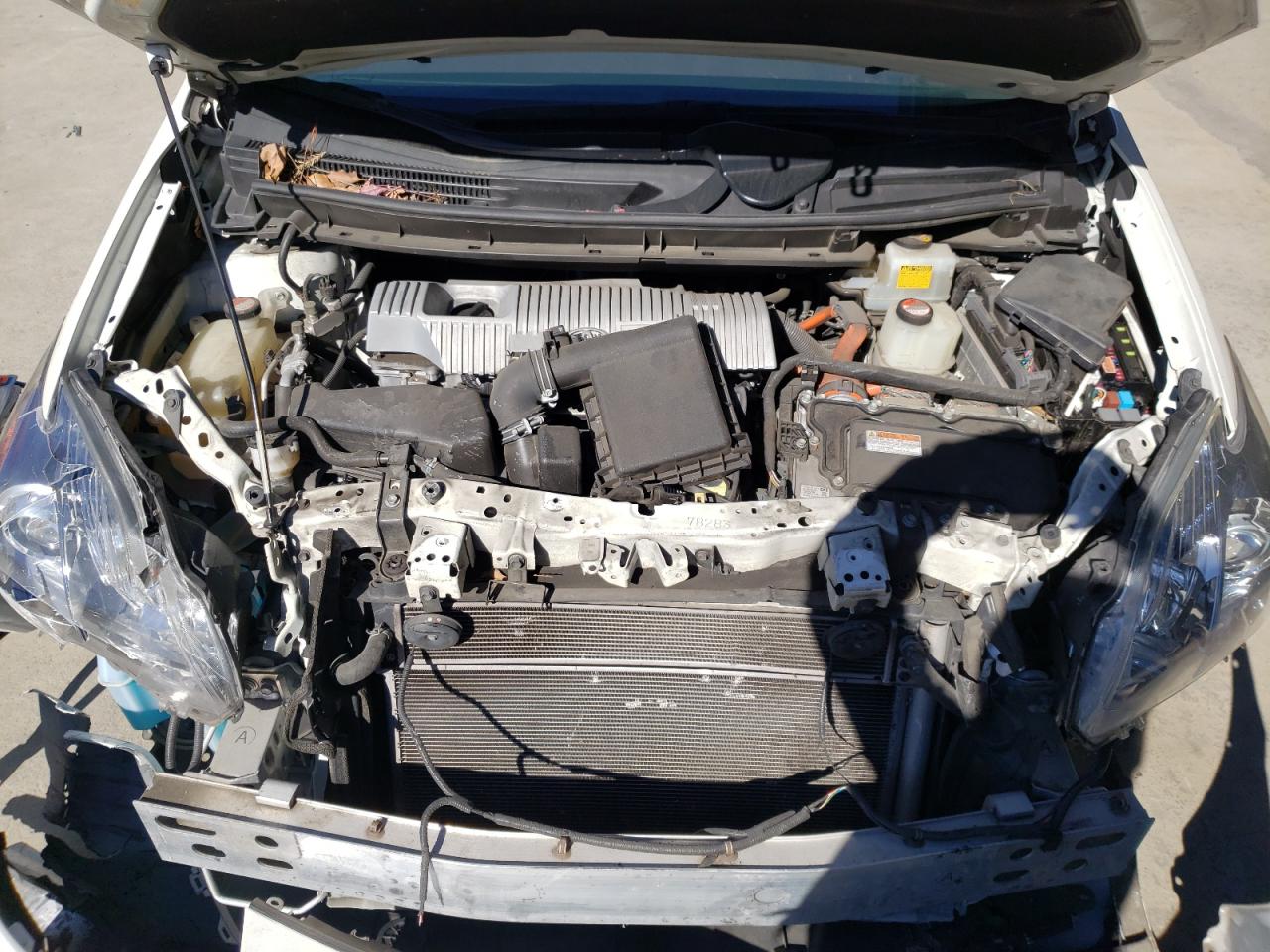 Photo 7 from auction – 2015 TOYOTA PRIUS PLUG with VIN JTDKN3DP8F3073207