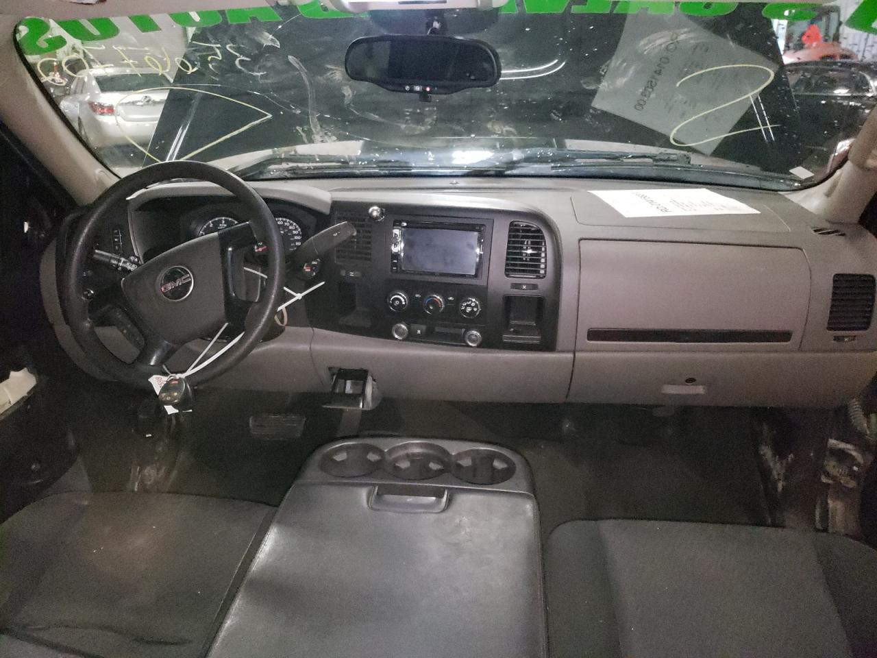 Photo 9 from auction – 2010 GMC SIERRA K15 with VIN 1GTSKUEA9AZ116001