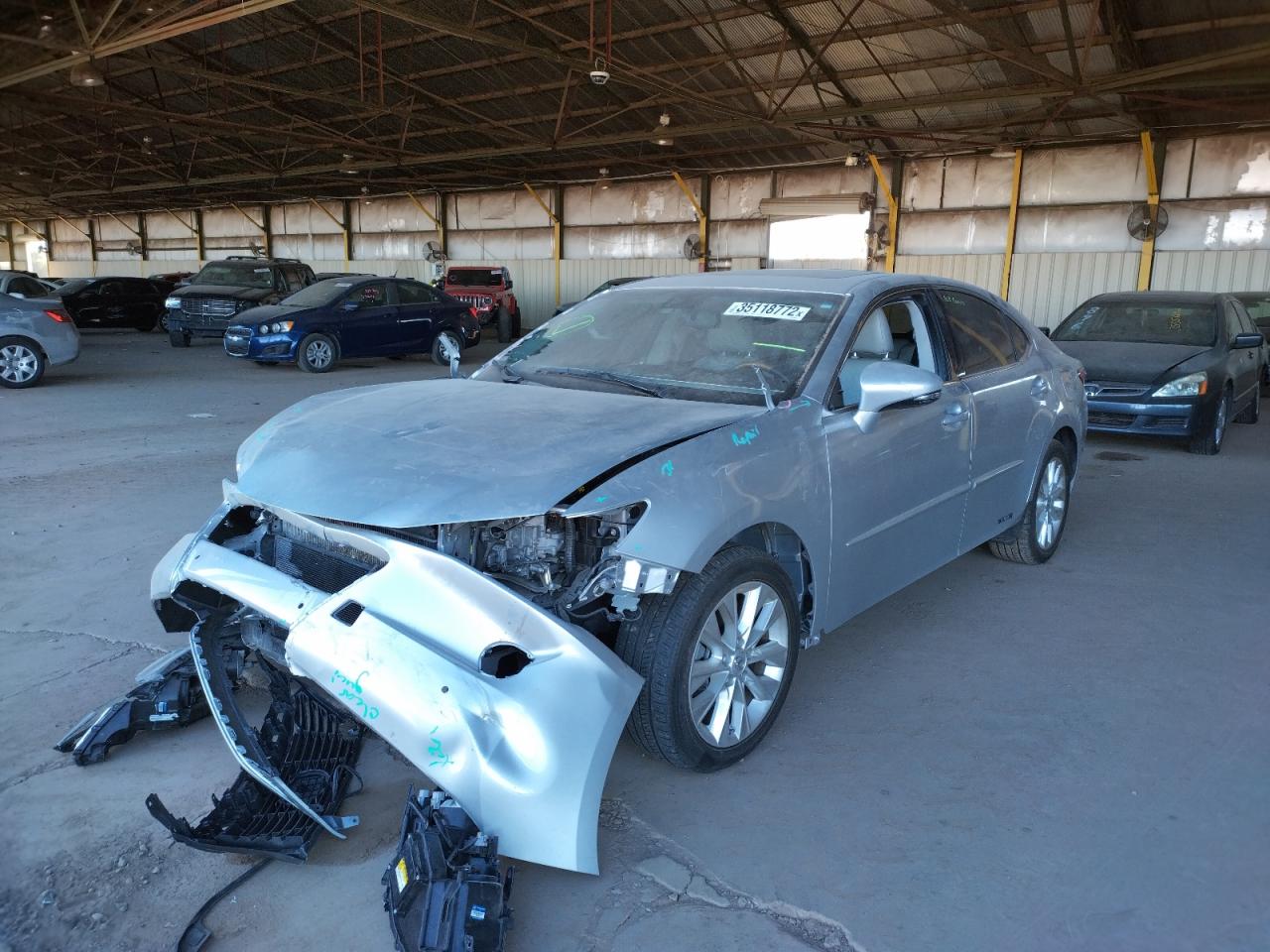 Photo 2 from auction – 2015 LEXUS ES 300H with VIN JTHBW1GG7F2093465