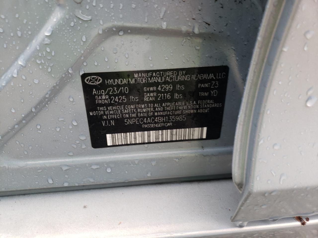 Photo 10 from auction – 2011 HYUNDAI SONATA SE with VIN 5NPEC4AC4BH135985