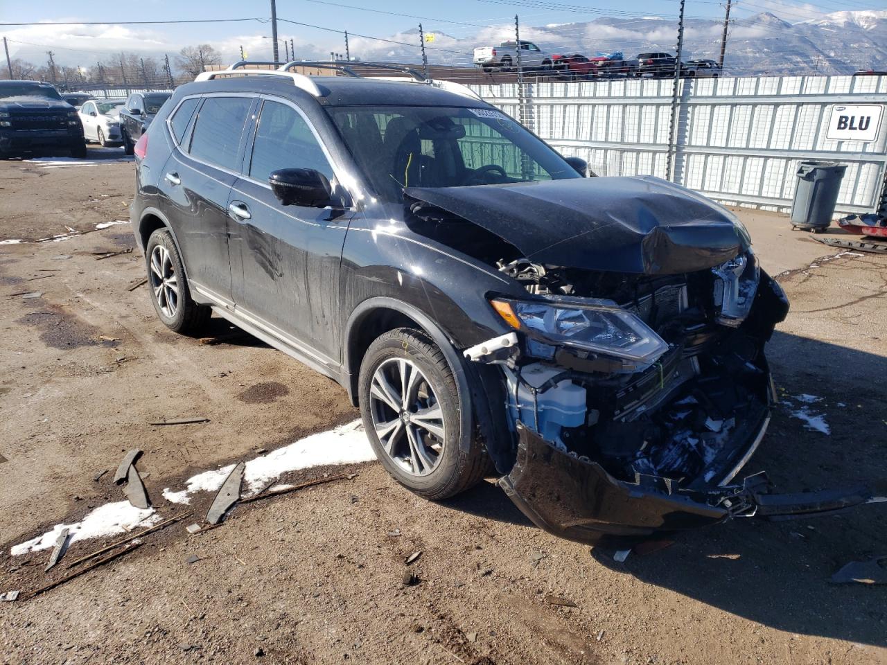 Photo 1 from auction – 2017 NISSAN ROGUE with VIN 5N1AT2MV8HC769820