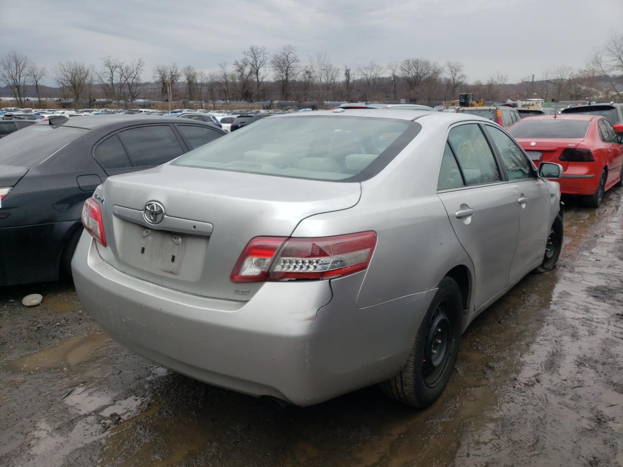 Photo 4 from auction – 2010 TOYOTA CAMRY BASE with VIN 4T1BF3EKXAU046945