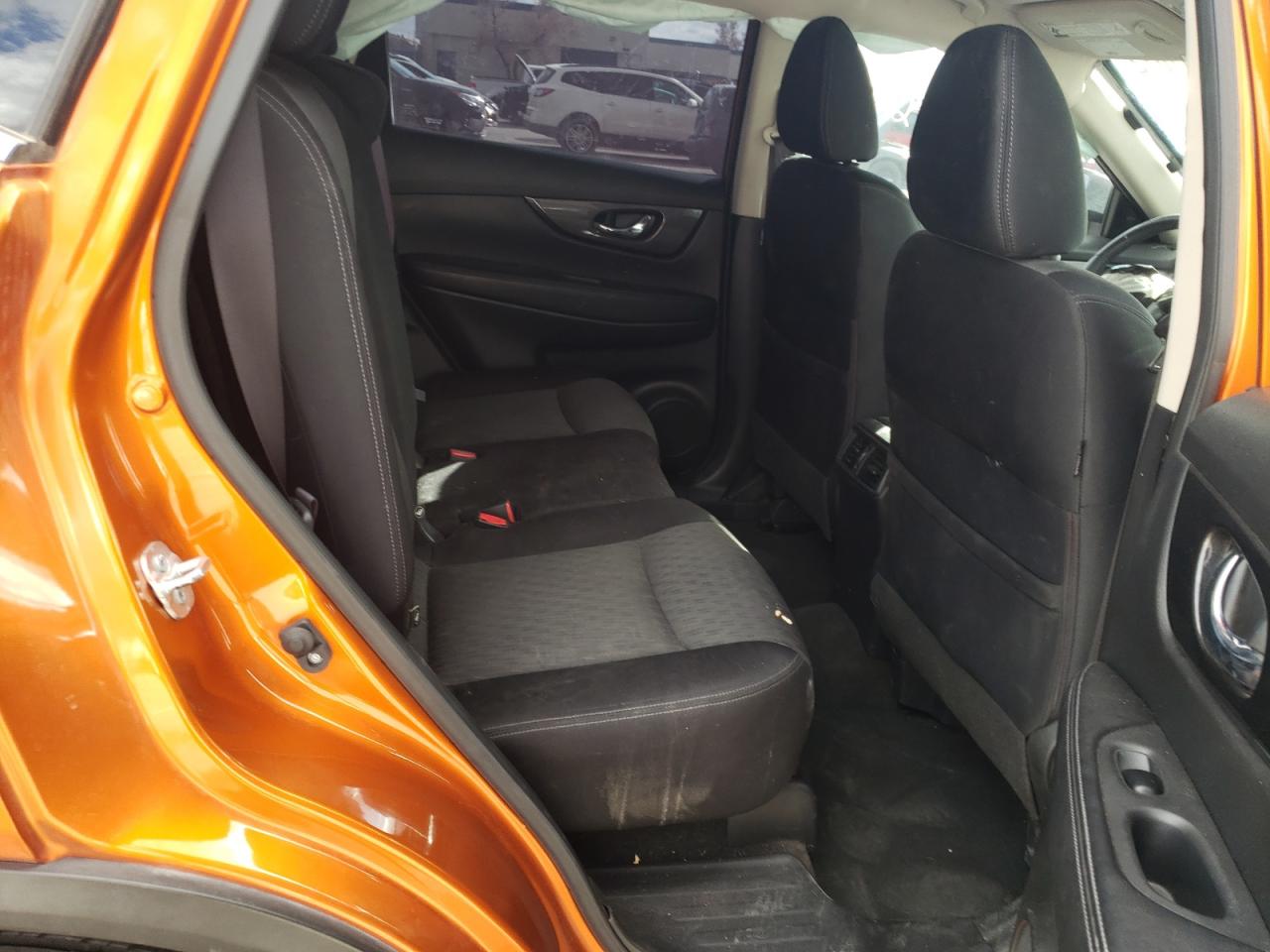 Photo 6 from auction – 2017 NISSAN ROGUE S with VIN JN8AT2MT1HW144469