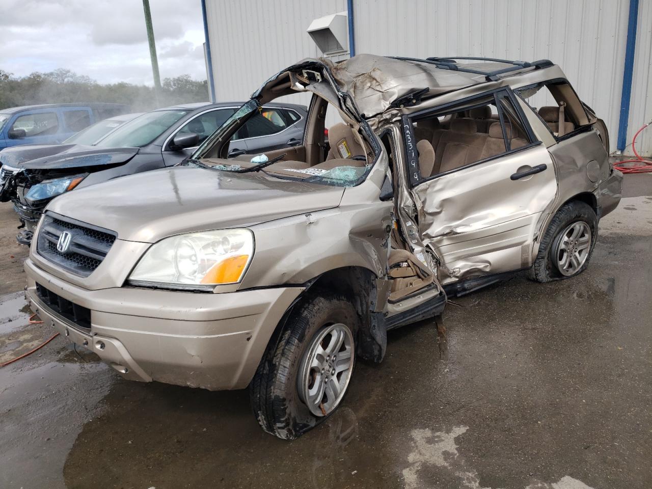 Photo 2 from auction – 2003 HONDA PILOT EX with VIN 2HKYF18453H548114