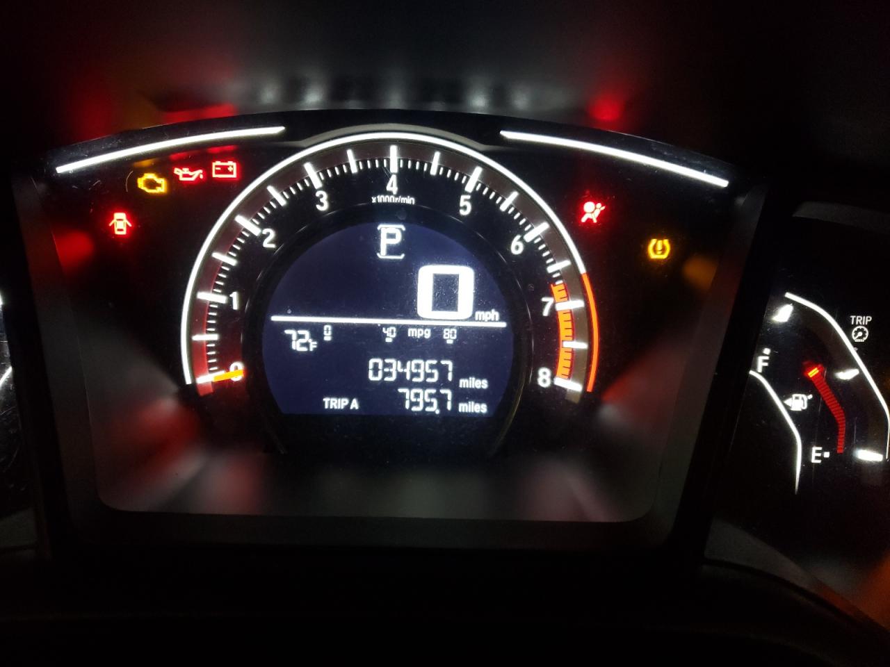 Photo 8 from auction – 2018 HONDA CIVIC LX with VIN 2HGFC2F52JH565929
