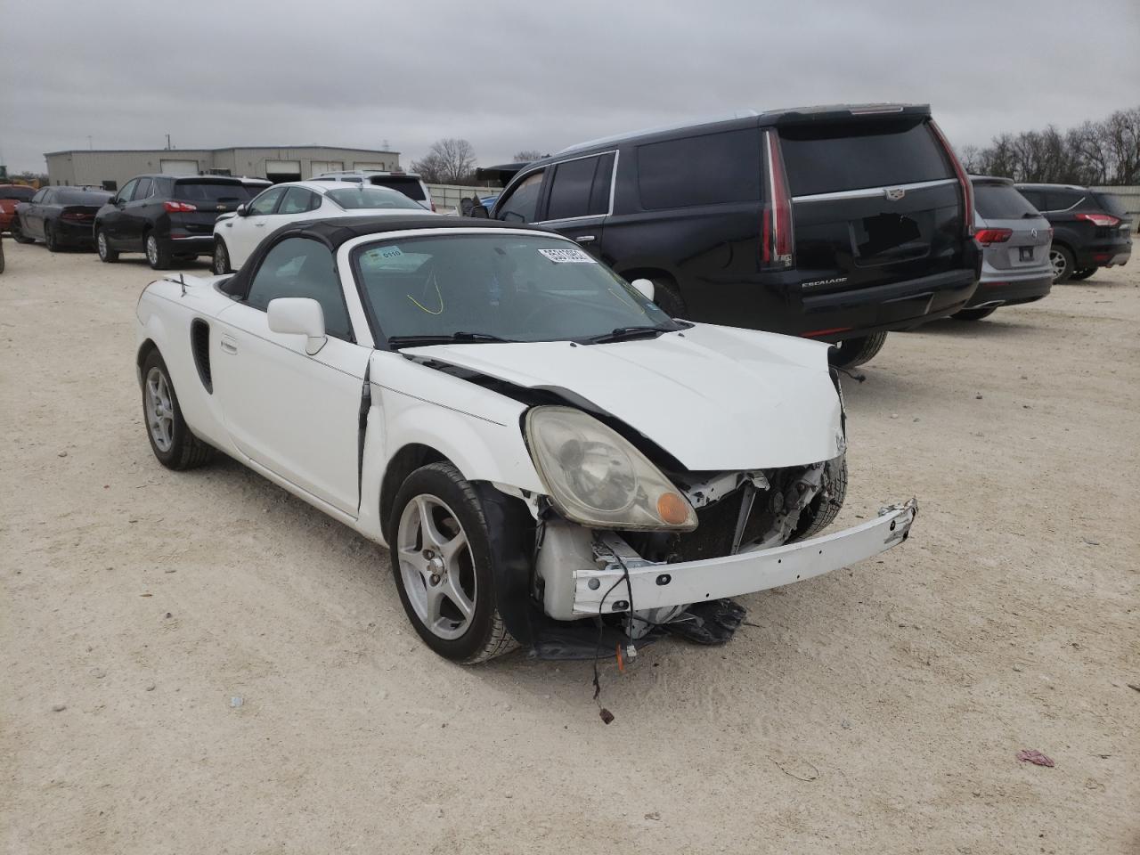 Photo 1 from auction – 2002 TOYOTA MR2 SPYDER with VIN JTDFR320120046132