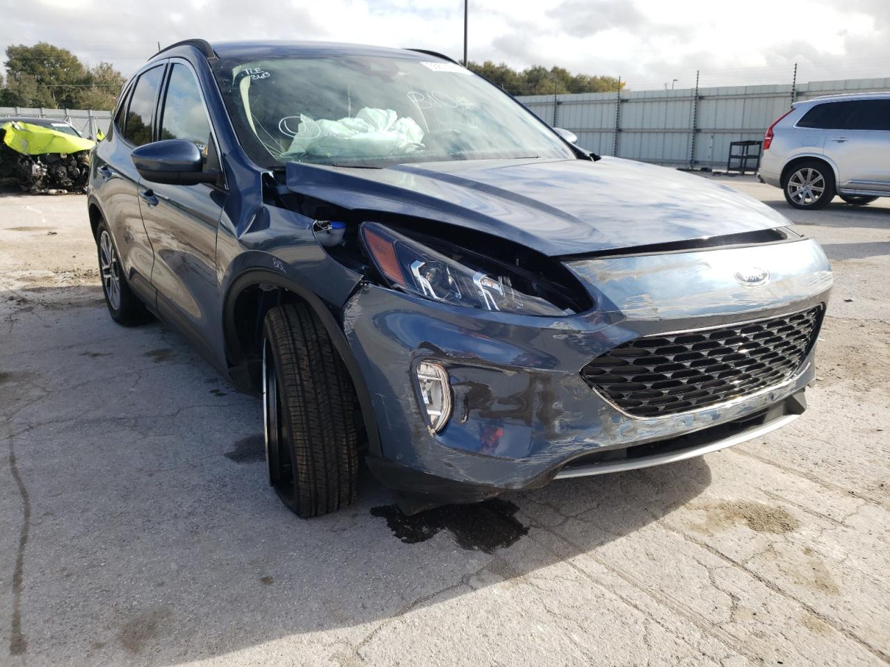 FORD ESCAPE SEL 2020 with VIN 1FMCU0H60LUC55489 - Photo from auction