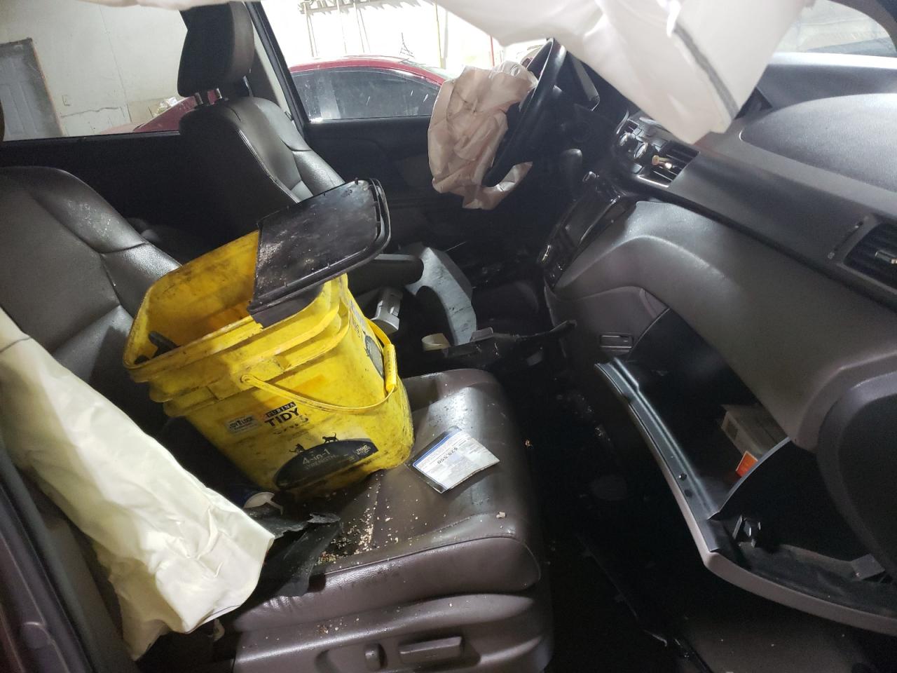 Photo 5 from auction – 2014 HONDA ODYSSEY EX with VIN 5FNRL5H61EB001347