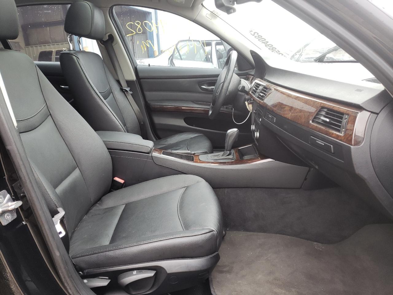 Фото 5 с аукциона – 2011 BMW 328 XI с VIN WBAPK7C55BA820531