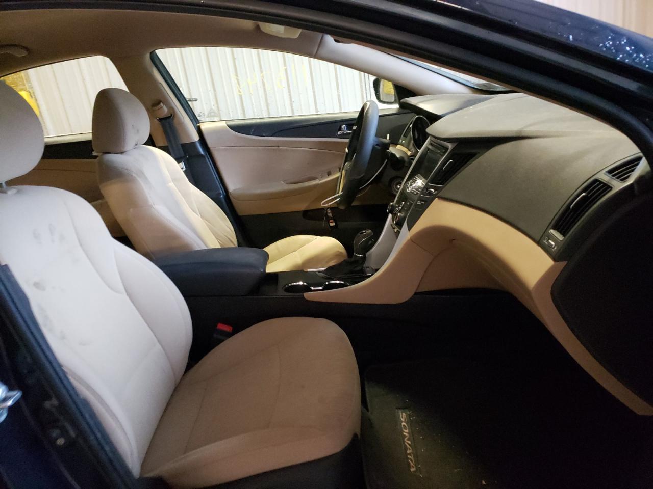 Photo 5 from auction – 2011 HYUNDAI SONATA GLS with VIN 5NPEB4AC2BH024600
