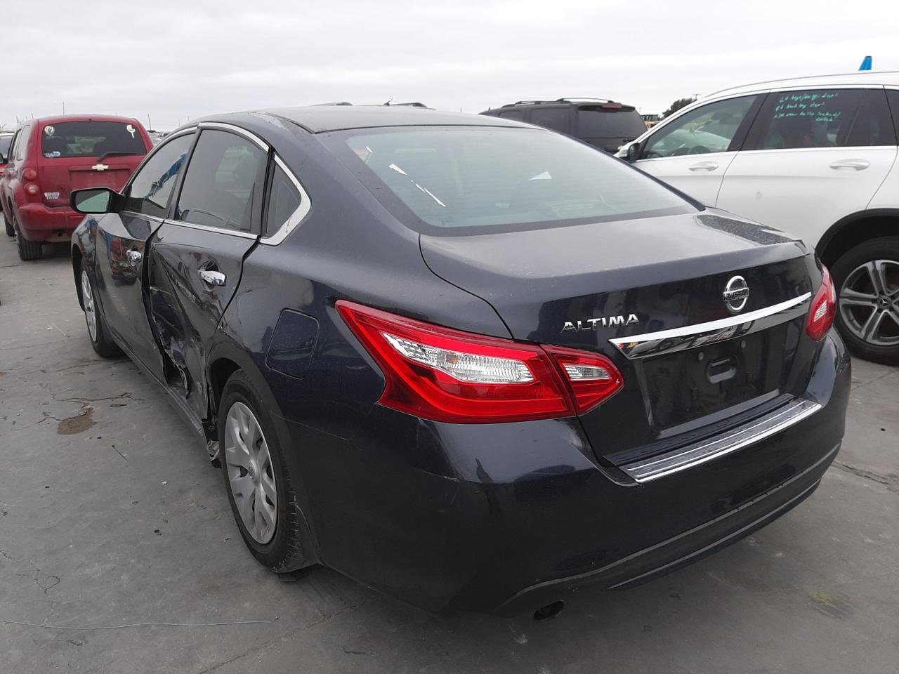 Photo 3 from auction – 2016 NISSAN ALTIMA 2.5 with VIN 1N4AL3AP6GN371370