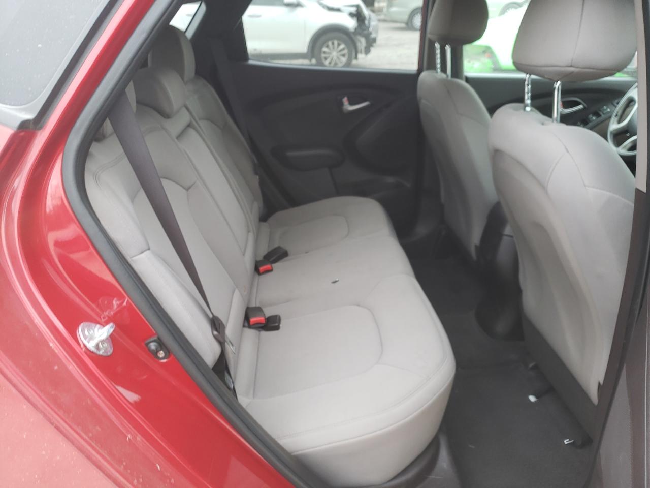 Photo 6 from auction – 2013 HYUNDAI TUCSON GL with VIN KM8JT3AB2DU656191