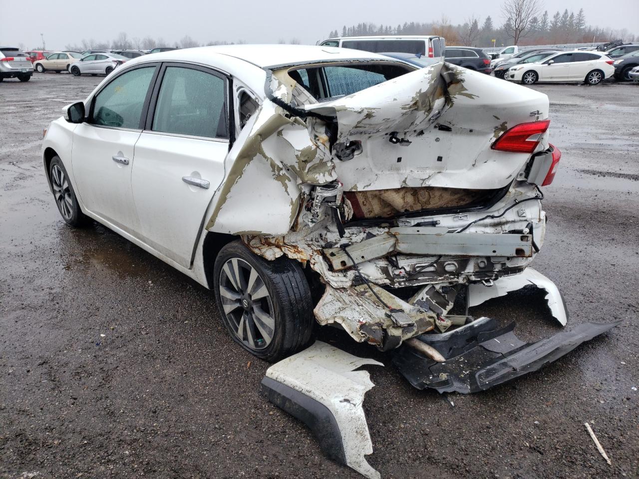 Photo 3 from auction – 2016 NISSAN SENTRA S with VIN 3N1AB7AP9GL672948
