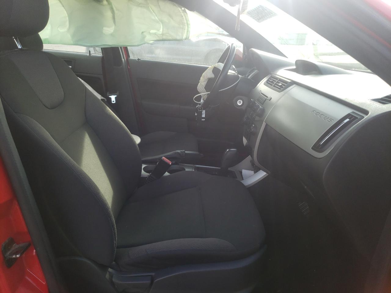 Photo 5 from auction – 2008 FORD FOCUS SE with VIN 1FAHP35N18W237163