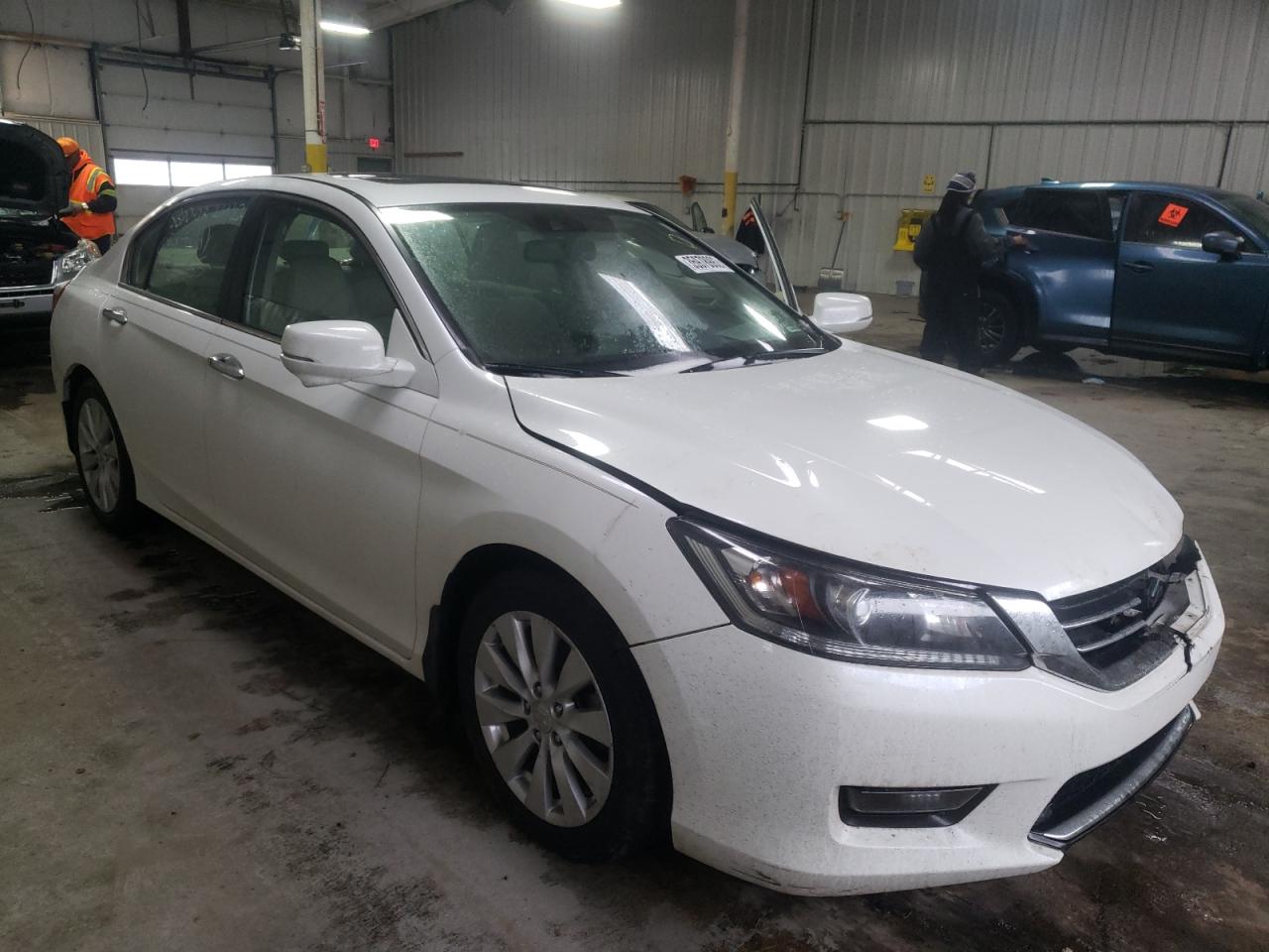 Photo 1 from auction – 2015 HONDA ACCORD EXL with VIN 1HGCR2F80FA006073