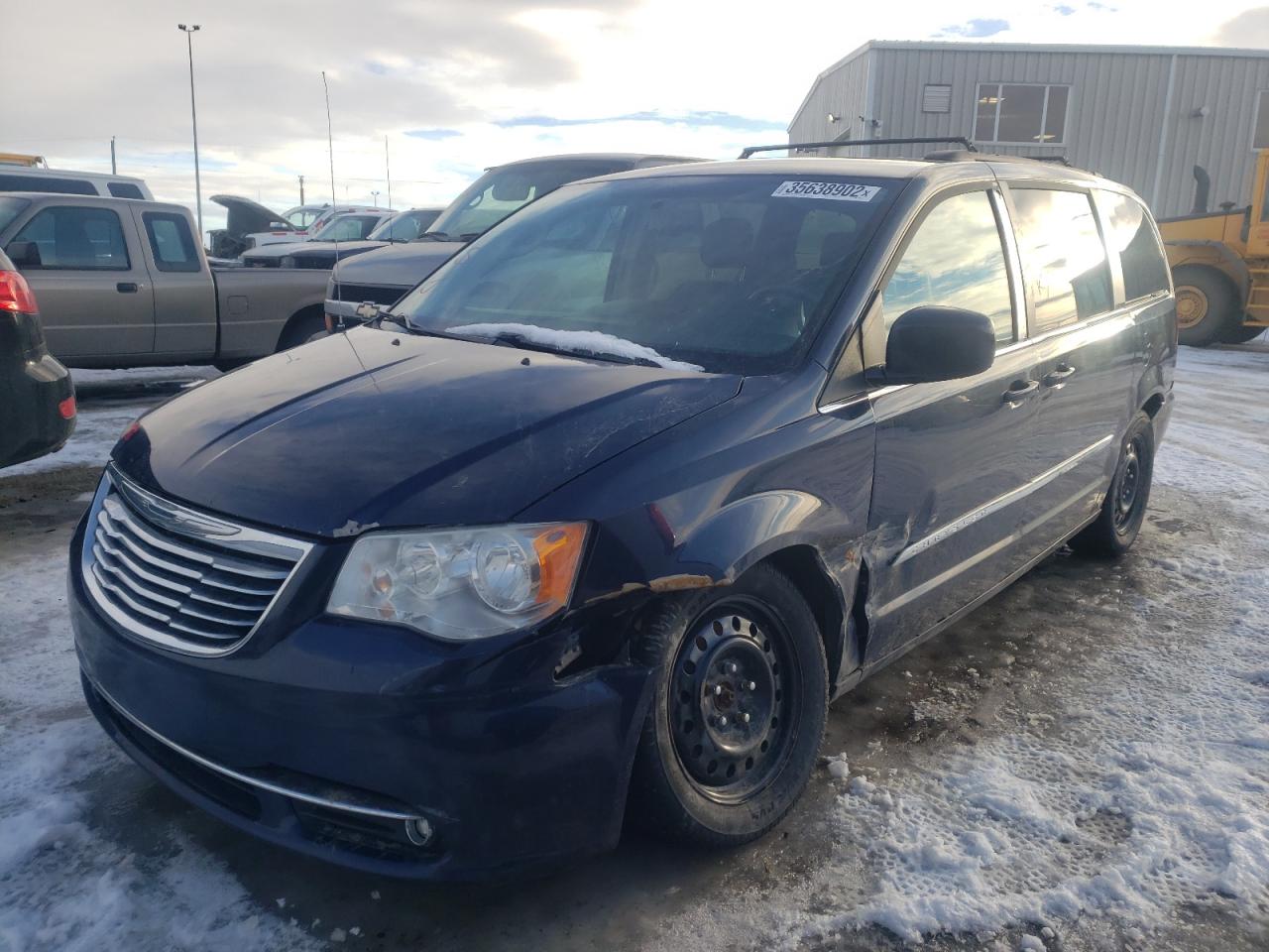 Photo 2 from auction – 2014 CHRYSLER TOWN & COU with VIN 2C4RC1CG1ER351901