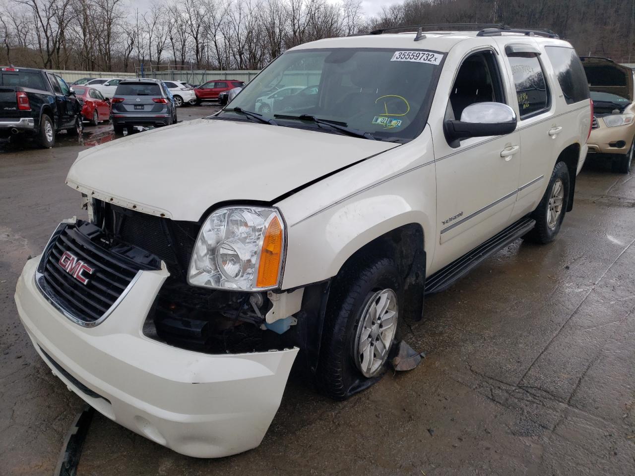 Photo 2 from auction – 2011 GMC YUKON SLT with VIN 1GKS2CE04BR202291