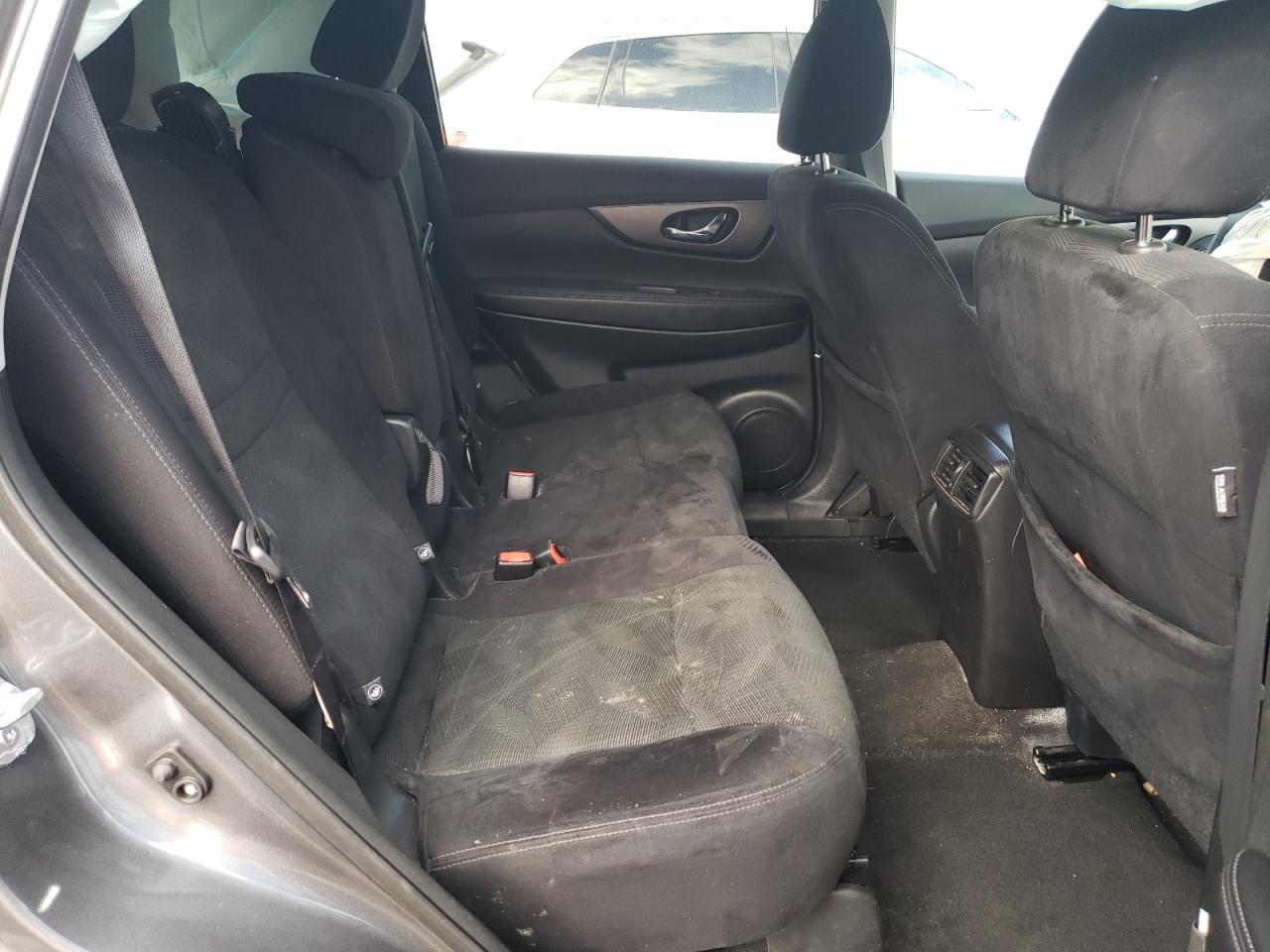 Photo 6 from auction – 2016 NISSAN ROGUE S with VIN 5N1AT2MN1GC802736