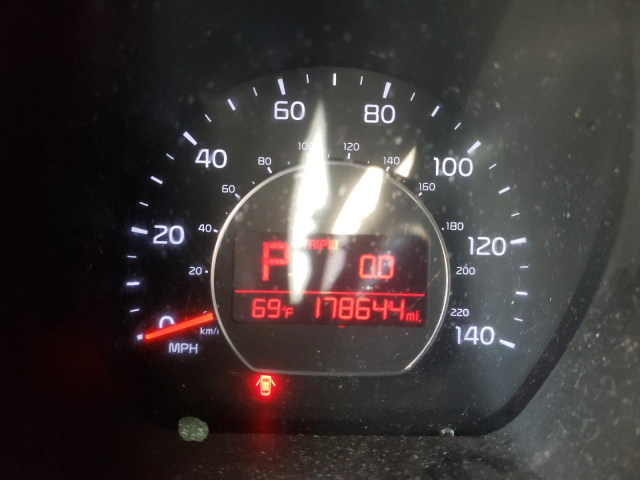 Photo 8 from auction – 2015 KIA SOUL with VIN KNDJN2A24F7811558