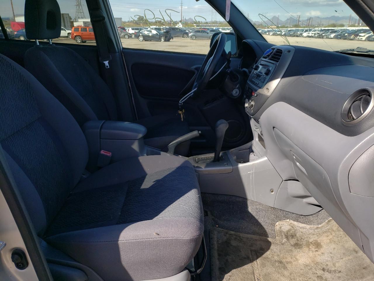 Photo 5 from auction – 2003 TOYOTA RAV4 with VIN JTEGH20V630104135