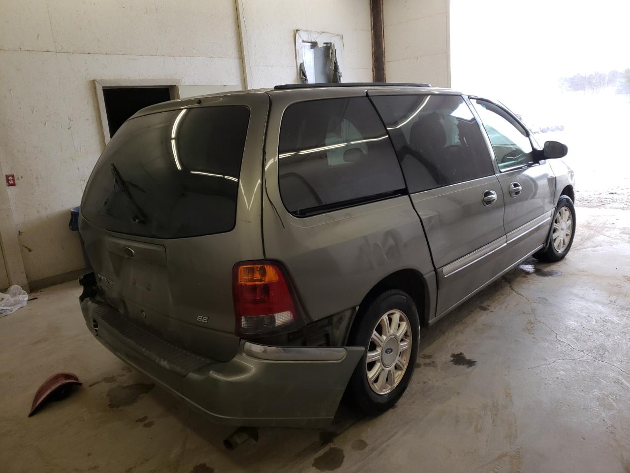 Photo 4 from auction – 2003 FORD WINDSTAR S with VIN 2FMZA52463BA08572