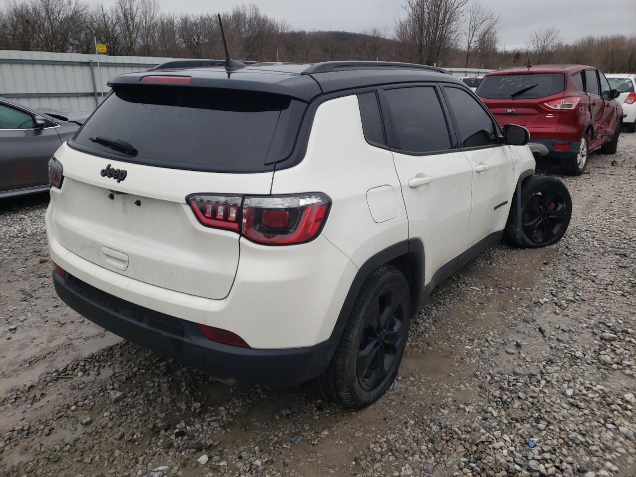 Photo 4 from auction – 2018 JEEP COMPASS LA with VIN 3C4NJCBB2JT326941
