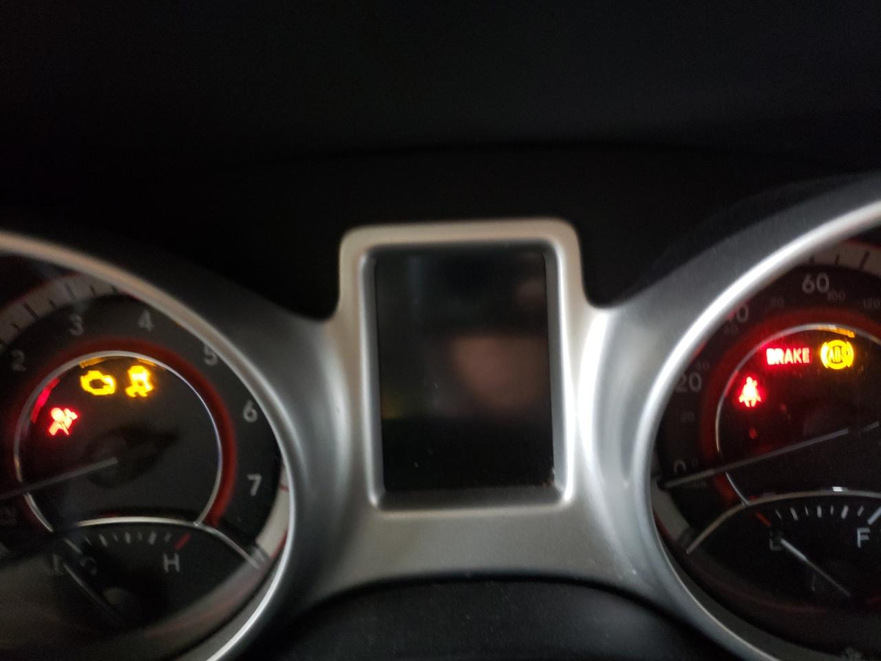 Photo 8 from auction – 2018 DODGE JOURNEY SE with VIN 3C4PDCAB8JT531844