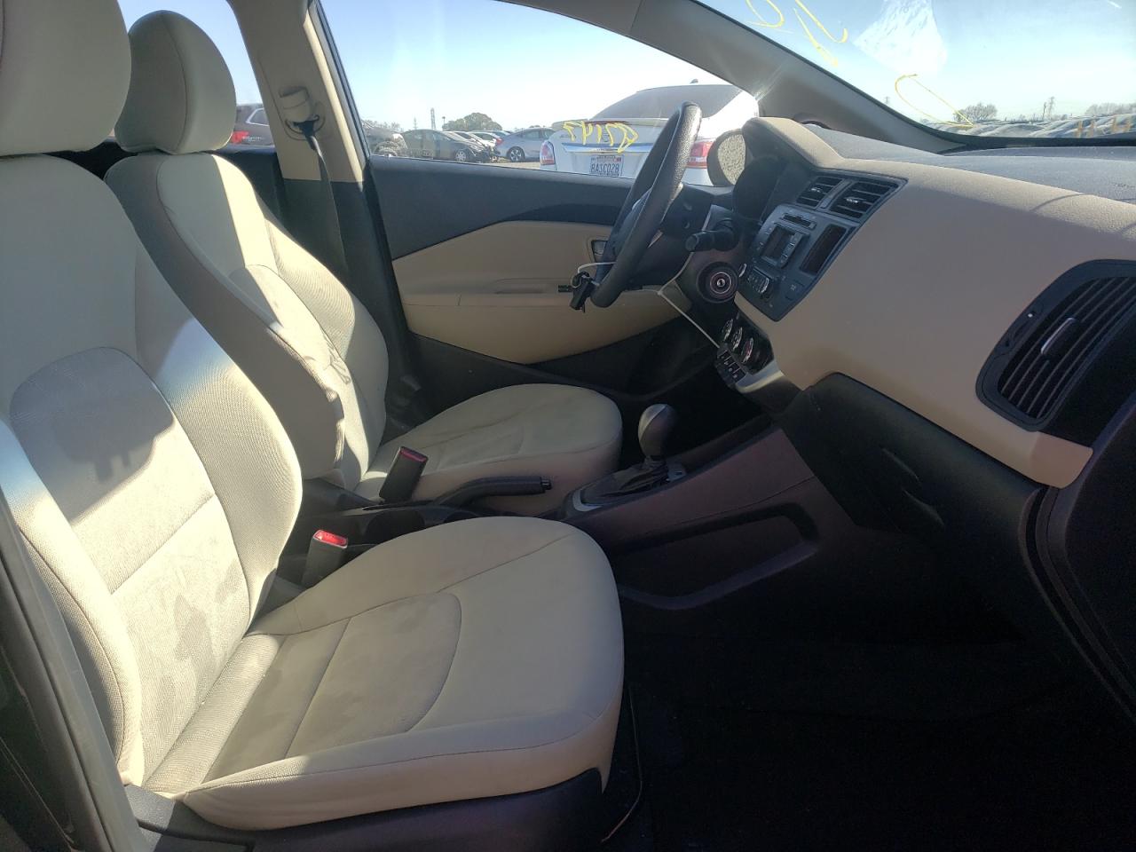 Photo 5 from auction – 2013 KIA RIO LX with VIN KNADM4A37D6288931